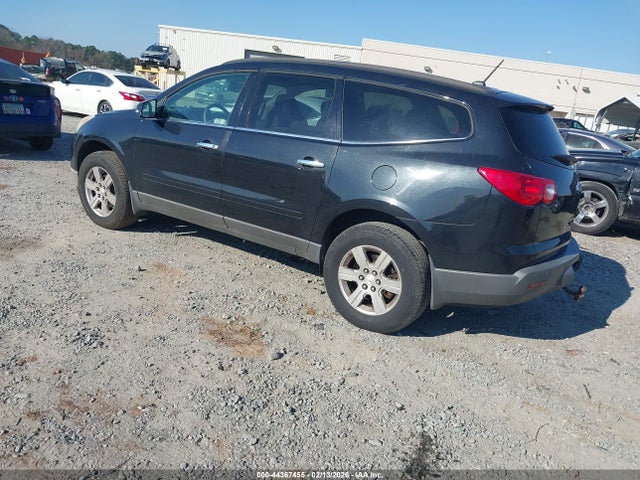 2012 CHEVROLET TRAVERSE 1GNKRGED0CJ383575 Photo 2