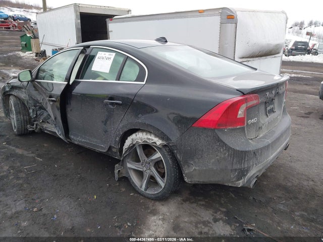 2014 VOLVO S60 YV1902FH6E2282005 Photo 2