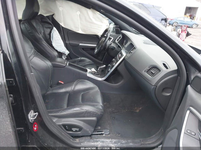 2014 VOLVO S60 YV1902FH6E2282005 Photo 4