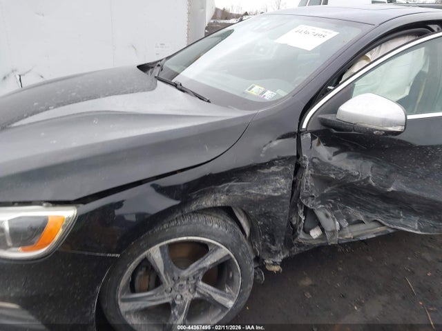 2014 VOLVO S60 YV1902FH6E2282005 Photo 5