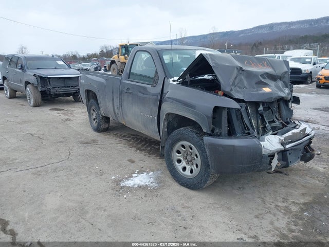 2011 CHEVROLET SILVERADO 1500 1GCNKPEA1BZ355221