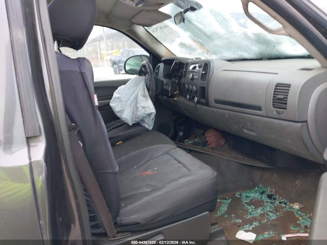 2011 CHEVROLET SILVERADO 1500 1GCNKPEA1BZ355221 Photo 4