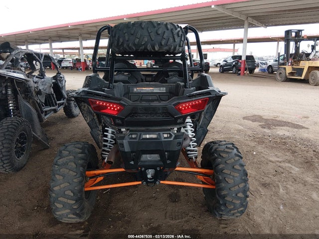 Polaris RZR 2018 3NSVFE928JF949898 Image 16