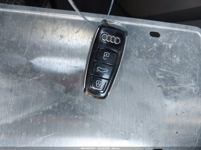 WA1AVAF17KD010073 Audi Q8 55 Premium