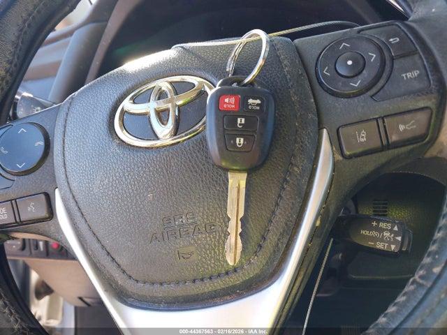 Toyota COROLLA SE 2017 5YFBURHE6HP629670 Image 11