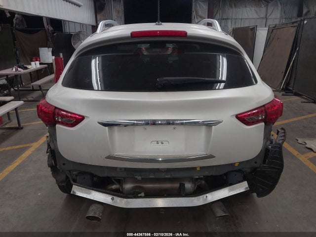 JN8CS1MU0FM380683 Infiniti QX70