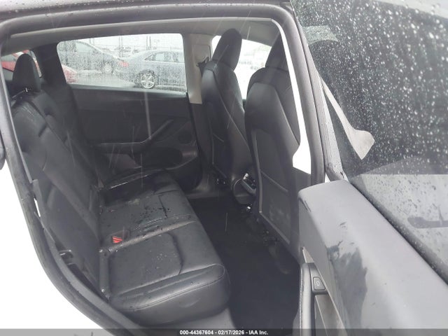 Продажа на аукционе авто 2022 Tesla Model Y Long Range Dual Motor All-wheel Drive, vin: 7SAYGDEE0NF555200, номер лота: 44367604