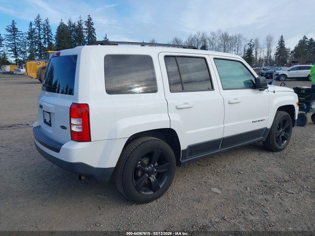 Jeep Patriot Altitude 2014 1C4NJPBA8ED850962 Image 4