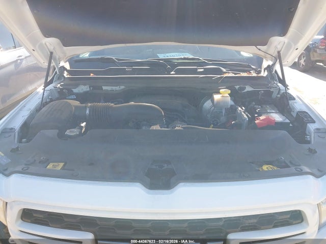 44367623 :رقم المزاد ، 1C6SRFBT6NN472620 vin ، 2022 Ram 1500 Big Horn  4x4 6'4 Box مزاد بيع