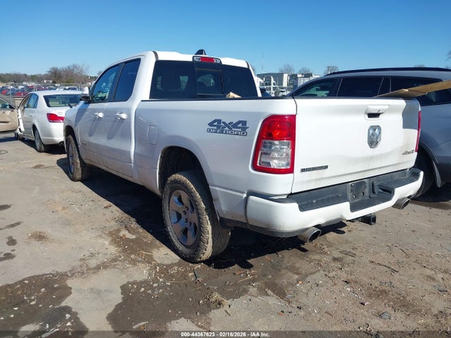 44367623 :رقم المزاد ، 1C6SRFBT6NN472620 vin ، 2022 Ram 1500 Big Horn  4x4 6'4 Box مزاد بيع