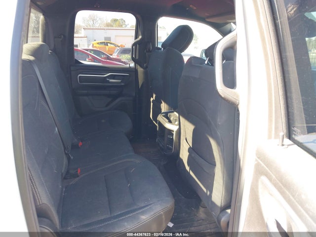 44367623 :رقم المزاد ، 1C6SRFBT6NN472620 vin ، 2022 Ram 1500 Big Horn  4x4 6'4 Box مزاد بيع