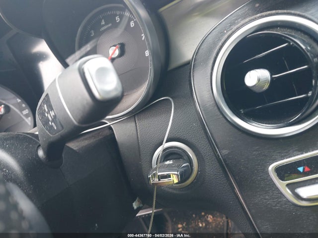 2019 MERCEDES-BENZ GLC 300 WDC0G4JB2KF588786 Photo 10