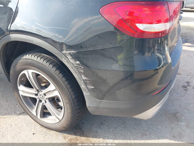 2019 Mercedes-benz Glc 300 მანქანა იყიდება აუქციონზე, vin: WDC0G4JB2KF588786, აუქციონის ნომერი: 44367760