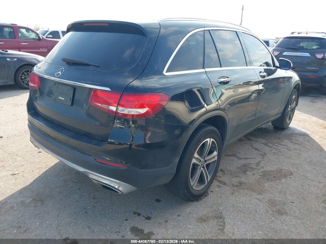 2019 MERCEDES-BENZ GLC 300 WDC0G4JB2KF588786 Photo 3