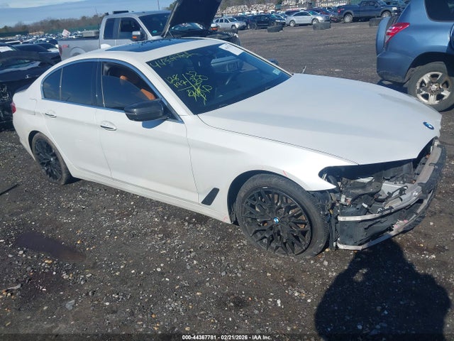 2018 BMW 530I WBAJA7C55JWA71288 Photo 0