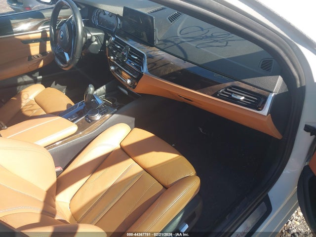 2018 BMW 530I WBAJA7C55JWA71288 Photo 4