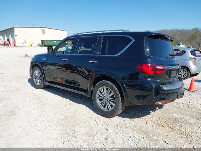 2018 INFINITI QX80 JN8AZ2NE5J9191636 Photo 2