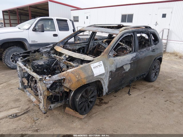 1C4PJMMXXMD215989 Jeep Cherokee 80th Anniversary 4x4