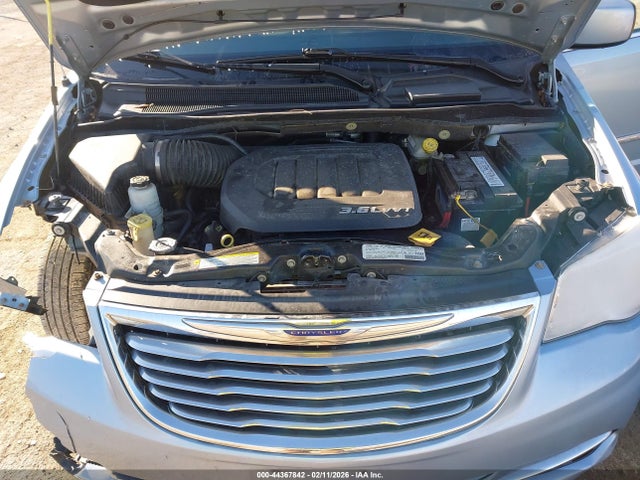 2013 Chrysler Town & Country Touring მანქანა იყიდება აუქციონზე, vin: 2C4RC1BGXDR519406, აუქციონის ნომერი: 44367842