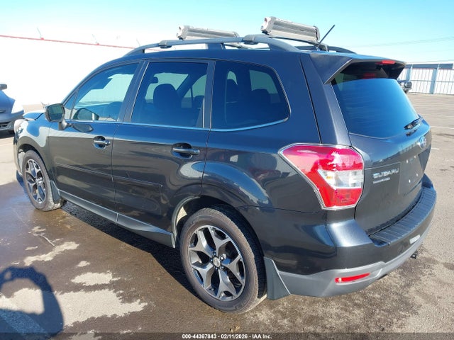 JF2SJGDCXFH510807 Subaru Forester 2.0xt Premium