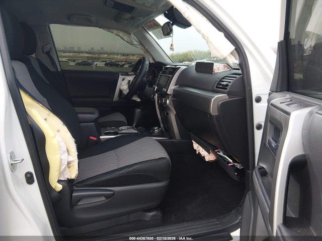 JTEMU5JR5R6291889 Toyota 4RUNNER SR5
