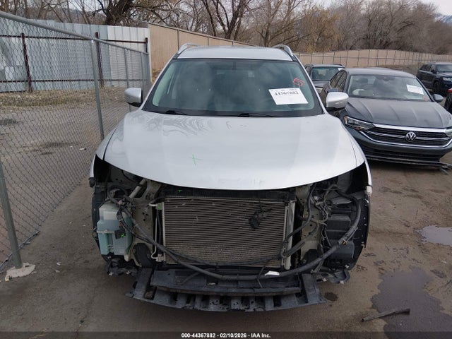 5N1AT2MV0FC788021 Nissan ROGUE SV