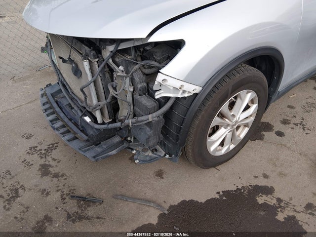 5N1AT2MV0FC788021 Nissan ROGUE SV