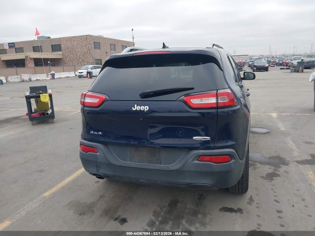 Jeep Cherokee Latitude 2016 1C4PJMCB8GW197152 Image 16