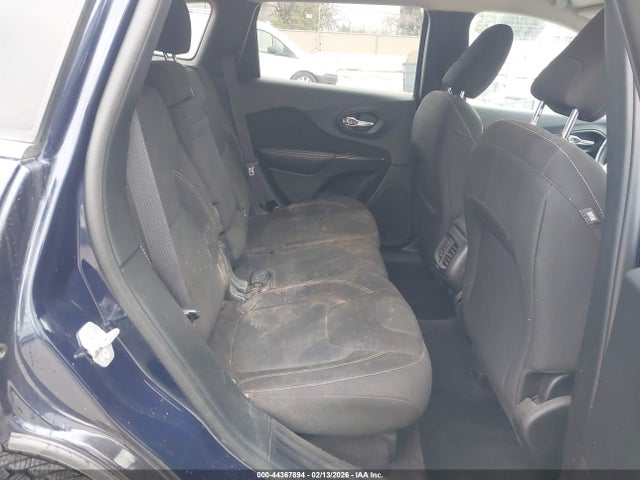 Jeep Cherokee Latitude 2016 1C4PJMCB8GW197152 Image 8