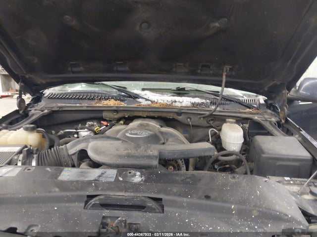 44367933 :رقم المزاد ، 1GYEK63N24R121683 vin ، 2004 Cadillac Escalade Standard مزاد بيع