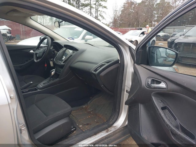Ford FOCUS SE 2015 1FADP3F29FL305758 Image 5