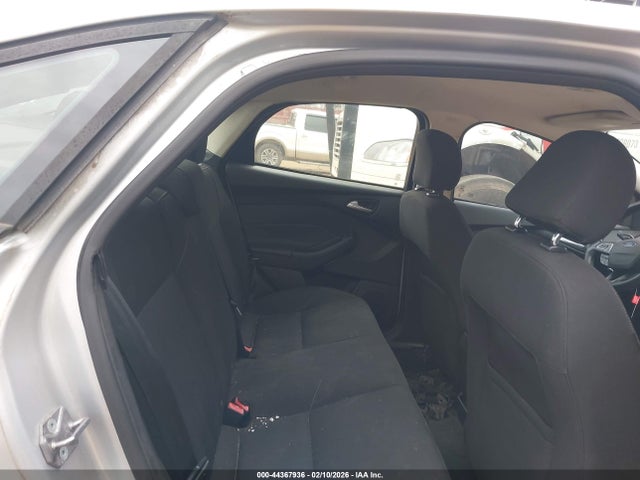 Ford FOCUS SE 2015 1FADP3F29FL305758 Image 8