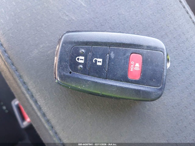2020 Toyota Prius Le Awd-e მანქანა იყიდება აუქციონზე, vin: JTDL9RFU1L3018852, აუქციონის ნომერი: 44367941