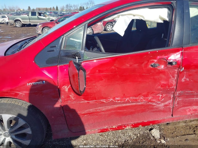 2020 Toyota Prius Le Awd-e მანქანა იყიდება აუქციონზე, vin: JTDL9RFU1L3018852, აუქციონის ნომერი: 44367941