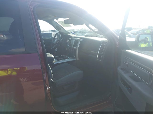 44367951 :رقم المزاد ، 1C6RR7LT1HS803208 vin ، 2017 Ram 1500 Lone Star  4x4 5'7 Box مزاد بيع