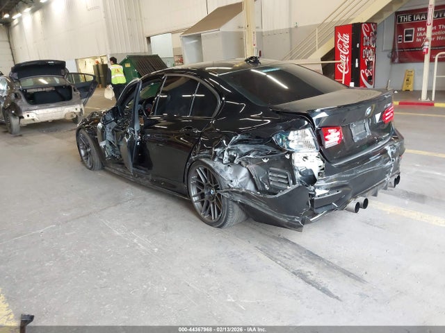 2015 BMW M3 WBS3C9C50FP803013 Photo 2