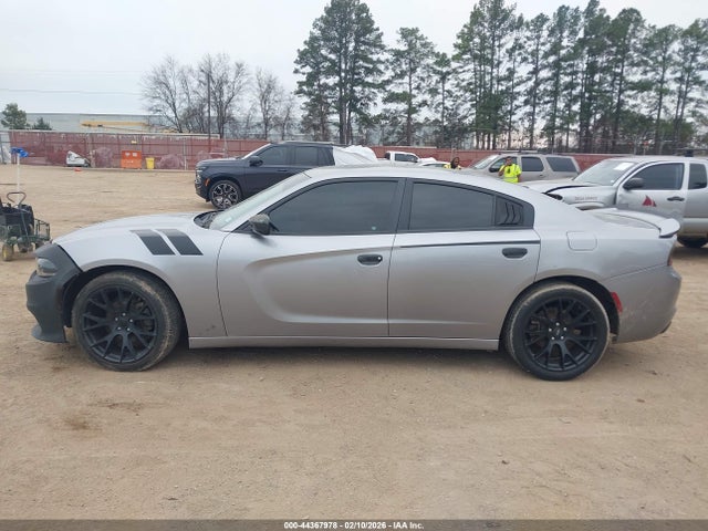 2C3CDXBG1HH654473 Dodge Charger Se Rwd