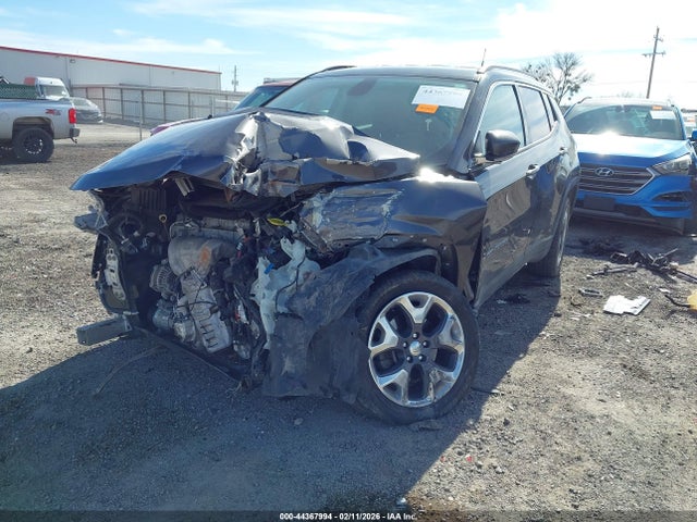 2018 JEEP COMPASS 3C4NJCCB7JT253404 Photo 1