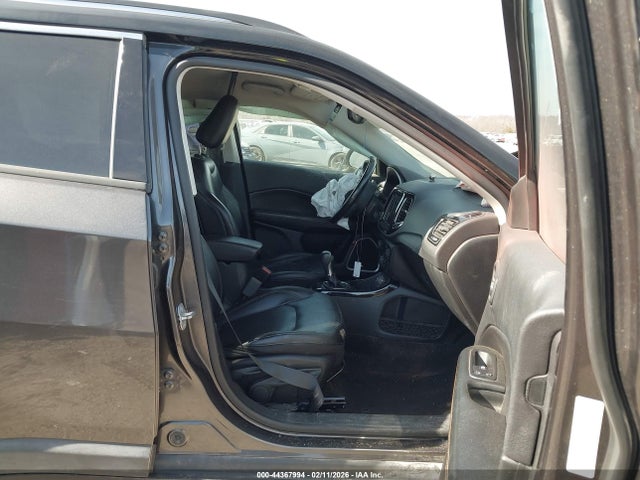 2018 JEEP COMPASS 3C4NJCCB7JT253404 Photo 4