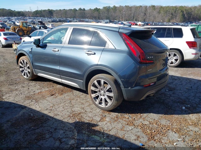 2019 CADILLAC XT4 1GYFZDR46KF194699 Photo 2