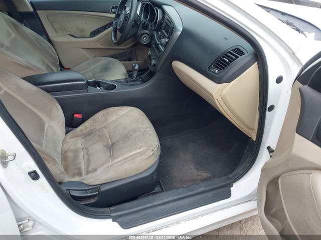 5XXGM4A79EG273112 KIA Optima Lx