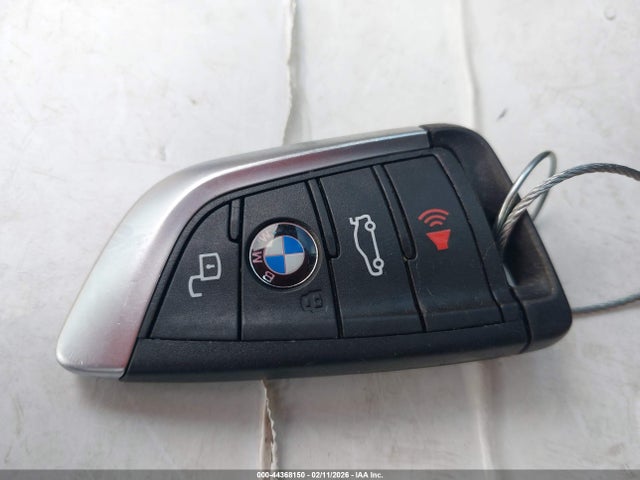 3MW69FF02R8E74350 BMW 330I