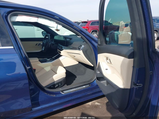 3MW69FF02R8E74350 BMW 330I