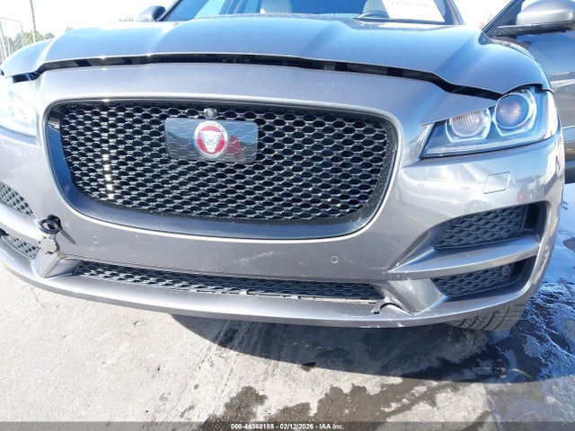 2019 JAGUAR F-PACE SADCK2FX5KA610887 Photo 5