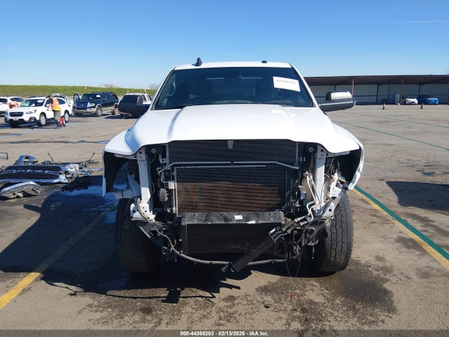 2021 Ram 2500 Big Horn  4x4 6'4 Box მანქანა იყიდება აუქციონზე, vin: 3C6UR5DL3MG605230, აუქციონის ნომერი: 44368203