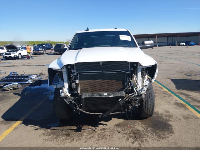 2021 Ram 2500 Big Horn  4x4 6'4 Box მანქანა იყიდება აუქციონზე, vin: 3C6UR5DL3MG605230, აუქციონის ნომერი: 44368203