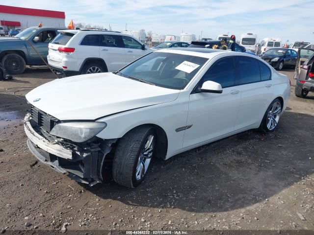 2011 BMW 750I WBAKA8C5XBCY36540 Photo 1