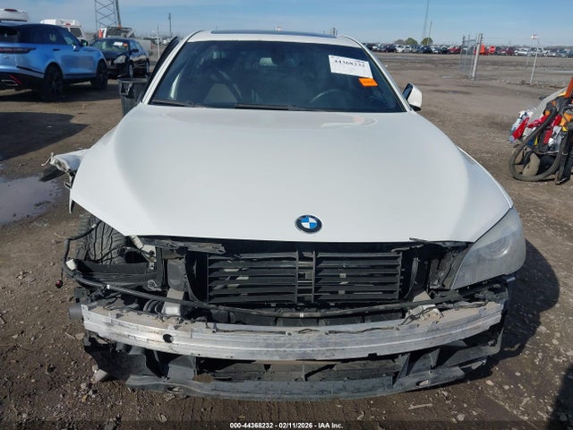 2011 BMW 750I WBAKA8C5XBCY36540 Photo 5