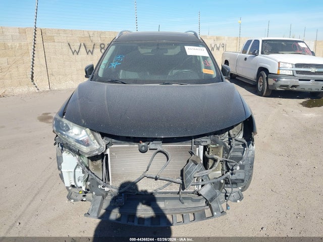 5N1AT2MV4GC767772 Nissan Rogue Sl