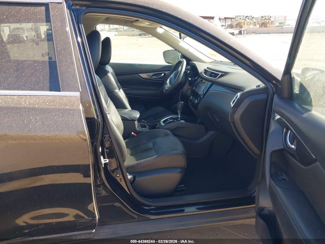 5N1AT2MV4GC767772 Nissan Rogue Sl